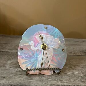 BEAUTIFUL HAND PAINTED SAND DOLLAR CLOCK WITH Wall Hanger.  3B